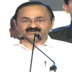 கேரள முதலமைச்சராக சதீசன் பதவியேற்பு – ஆளுநர் அர்லேக்கர் பதவிப்பிரமாணம் செய்து வைத்தார்!