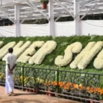 உதகையில் மலர் கண்காட்சியை காண குவிந்த சுற்றுலா பயணிகள்!