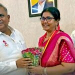 “பாஜகவின் ஊடகப் பொறுப்பாளர் கட்சியில் இருந்து விலகல் 