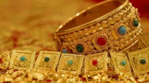 தங்கம் விலை இன்று ஒரே நாளில் சவரனுக்கு ரூ‌.1680 குறைவு..