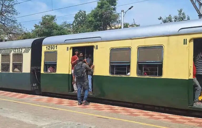 இன்று முதல் புறநகர் ரயில் சேவை நேரம் மாற்றம்!