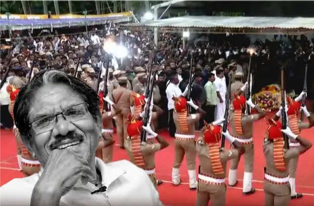 72 குண்டுகள் முழங்க முழு அரசு மரியாதையுடன் பாரதிராஜாவின் உடல் நல்லடக்கம்
