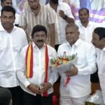 தவெகவில் இணைந்த இயக்குனர் ஆர்.வி. உதயகுமார் மற்றும் நடிகர் மன்சூர் அலிகான்..!