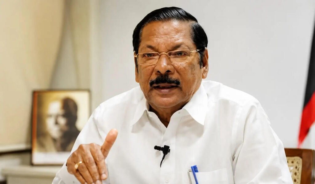 வெளுத்ததெல்லாம் பால்னு நம்பி ஏமாந்துட்டோம்! – கம்யூனிஸ்ட் வெளியேற்றத்தால் உடைந்து பேசிய ஆர்.எஸ்.பாரதி!