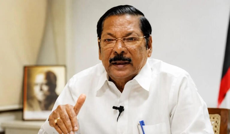 வெளுத்ததெல்லாம் பால்னு நம்பி ஏமாந்துட்டோம்! – கம்யூனிஸ்ட் வெளியேற்றத்தால் உடைந்து பேசிய ஆர்.எஸ்.பாரதி!