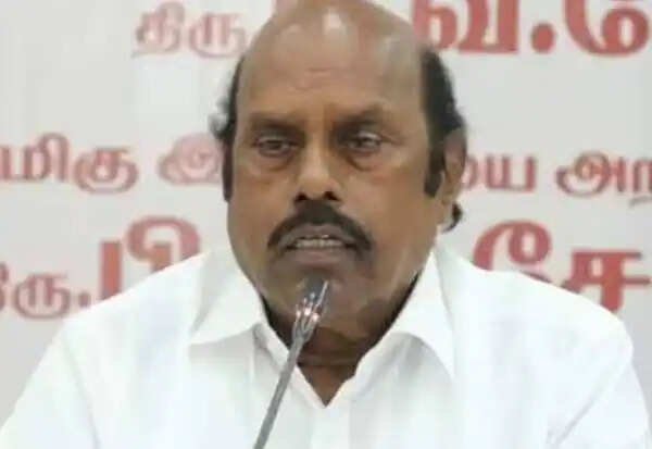 முன்னாள் அமைச்சர் எ.வ.வேலு வீட்டில் லஞ்ச ஒழிப்புத்துறை சோதனை..!