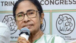 வங்காளத்தில் உடைகிறது திரிணாமுல் காங்கிரஸ்? அனைத்து கமிட்டிகளும் அதிரடி கலைப்பு  