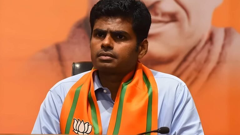 அண்ணாமலை பாஜகவிலிருந்து ராஜினாமா: தேசிய தலைவர் நிதினிடம் கடிதம் ஒப்படைப்பு  