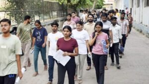 நீட் மறுதேர்வால் தள்ளிப்போகிறதா தமிழக பொறியியல் கலந்தாய்வு? அமைச்சர் வெளியிட்ட முக்கியத் தகவல்  