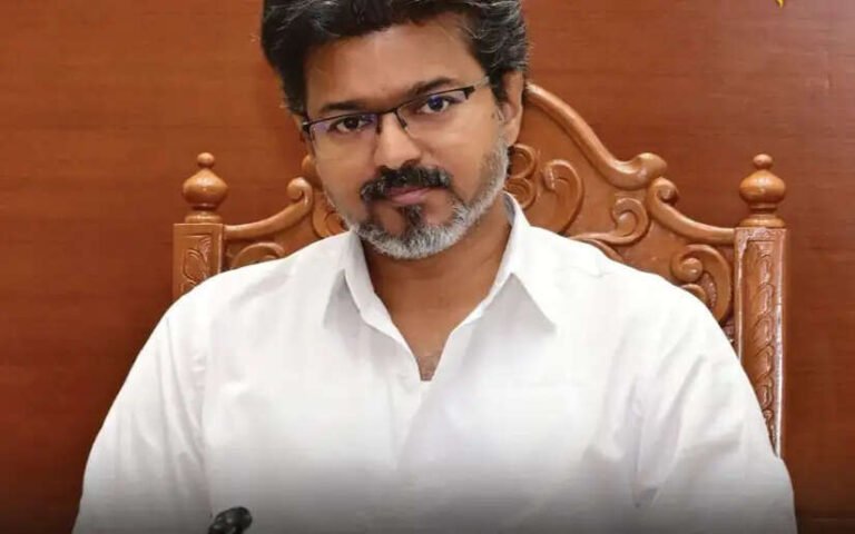 அமைச்சர்களுடன் விஜய் ஆலோசனை!