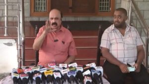 தமிழக அரசியலில் பரபரப்பு : அதிமுக அழிந்துவிட்டது; 25 எம்எல்ஏக்கள் தவெகவுக்கு வருவார்கள்: புகழேந்தி