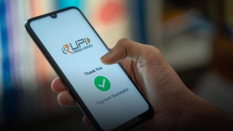 Rs.2,000-க்கு மேற்பட்ட UPI பரிவர்த்தனைகளுக்கு பெரிய வணிக நிறுவனங்களிடம் அரசு கட்டணம் வசூலிக்க திட்டம்  