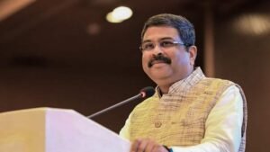 மத்திய கல்வி அமைச்சர் தர்மேந்திர பிரதான் ராஜினாமா  