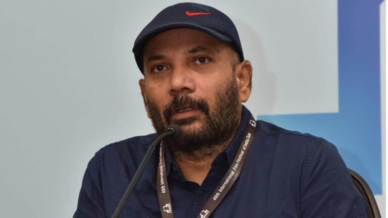 தேசிய விருது பெற்ற பிரபல ஒளிப்பதிவாளர், இயக்குநர் செழியன் உடல்நலக் குறைவால் காலமானார்  