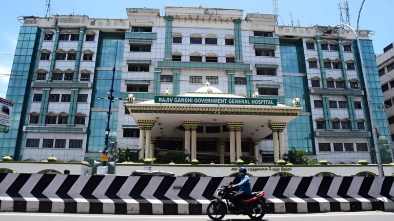அரசு மருத்துவமனையில் இனி ஓபி சீட்டு வாங்க அலைய வேண்டாம்! ‘நலம்AI’ வாட்ஸ்அப் சாட்பாட் சேவை அறிமுகம்  