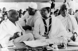 சுதந்திர தின சிறப்பு தொகுப்பு: இந்திய விடுதலைக்காக போராடிய 10 முக்கிய தலைவர்களின் தியாக வரலாறு!