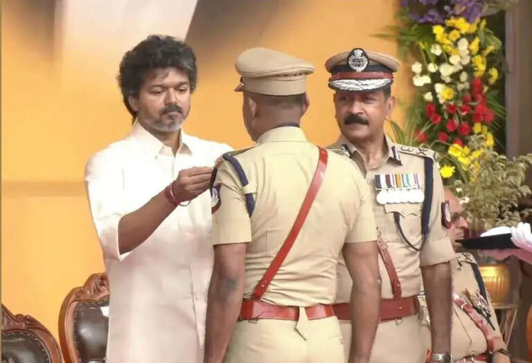 சுதந்திர தினம்: 15 காவல் துறை அதிகாரிகளுக்கு சிறப்புப் பதக்கங்கள் அறிவிப்பு..!!