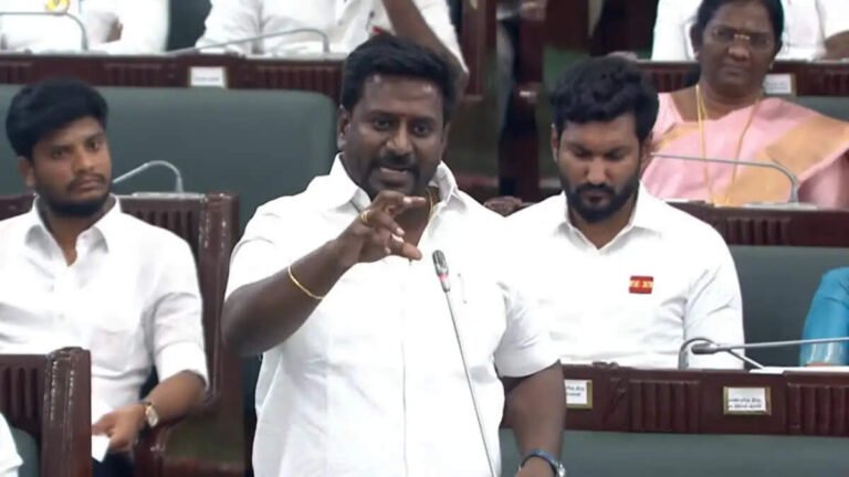 No Bag Day, இலவச சீருடை, ஏஐ கல்வி – அமைச்சர் ராஜ்மோகன் அறிவிப்பு..!