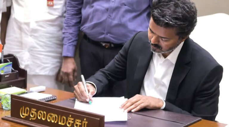 6 அமைச்சர்களின் பதவியை பறிக்கப்போகும் முதல்வர் விஜய்?