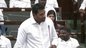 மோசமான நிலையில் இருக்கும் அரசு பள்ளி, கல்லூரி கட்டடங்களுக்கு ’ரெட் ஸ்டிக்கர்’ ஒட்டி சீல் வைக்கப்படும் – அமைச்சர் ஆதவ் அர்ஜுனா..!