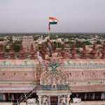 சிதம்பரம் நடராஜர் கோவில் கோபுரத்தில் கம்பீரமாக பறந்தது தேசியக்கொடி..!