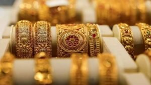 தங்கம் விலை அதிரடியாக குறைந்தது… இன்று ஒரு சவரன் எவ்வளவு தெரியுமா..? 