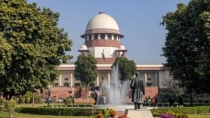 நேதாஜியின் அஸ்தியை திரும்ப கோரும் மகள்; மத்திய அரசின் பதிலை கேட்கும் உச்ச நீதிமன்றம்  