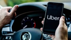 இப்போது இந்தியாவில் ரயில் டிக்கெட்டுகளை UBER மூலமாக முன்பதிவு செய்யலாம்  