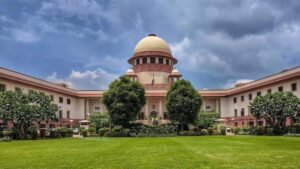 இந்த விதியை மீறினால், வணிக வளாகங்கள் மற்றும் மருத்துவமனைகளில் மின்சாரமும், தண்ணீர் வசதியும் துண்டிக்கப்படலாம்  