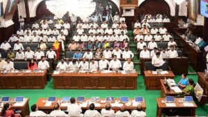 திமுக ஊழல் ஆதாரங்கள் மேஜையில் உள்ளன: சட்டப்பேரவையில் முதலமைச்சர் விஜய் எச்சரிக்கை  
