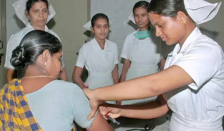 அரசு மருத்துவமனைகளில் செவிலியர் வேலைவாய்ப்பு: உடனே விண்ணப்பிங்க..!