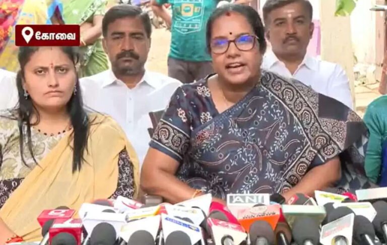 கனிம வளத்தை சுரண்டி கோடிக்கணக்கில் அபராதம் கட்டுவதுதான் தவெகவின் தூய ஆட்சியா?- வானதி சீனிவாசன்