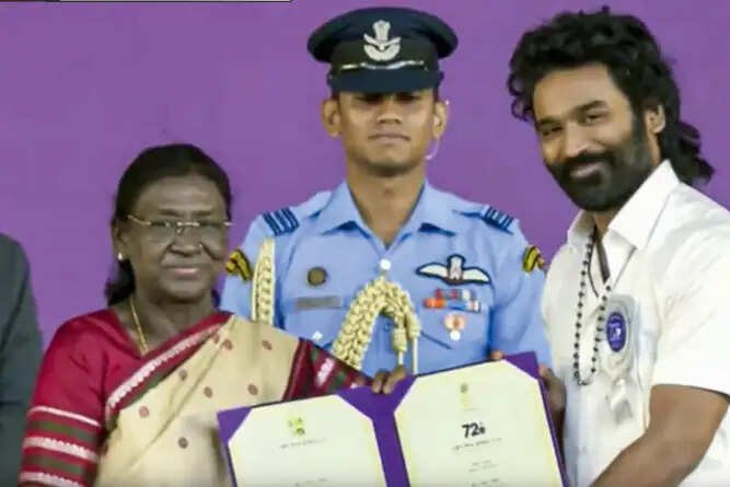 ‘கேப்டன் மில்லர்’ படத்திற்கு `சிறந்த நடிகர்’ விருது வாங்கிய தனுஷ்