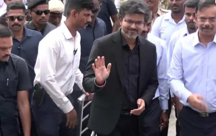 ஜனவரியில் சுவிட்சர்லாந்து செல்கிறார் முதலமைச்சர் விஜய்!