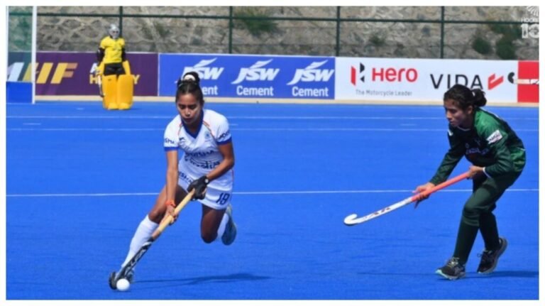 ஆசிய கோப்பை: ஒரு கோல் கூட அடிக்கல…! 19-0 என்ற கணக்கில் பாகிஸ்தானை பந்தாடிய இந்திய வீராங்கனைகள்…
