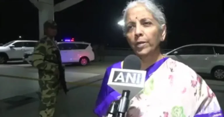 யுபிஐ கட்டணம் தொடர்பாக மக்களை திசைதிருப்பும் வகையில் தவறான கருத்துக்கள் பரப்பப்படுகிறது – நிர்மலா சீதாராமன்