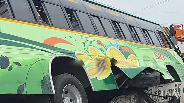 நெஞ்சை பதறவைக்கும் விபத்து.. 15 பேரின் நிலை?