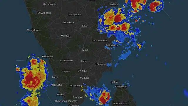 தமிழ்நாடு வெதர்மேன் அலெர்ட் : விடாது பெய்யும் கனமழை..!!