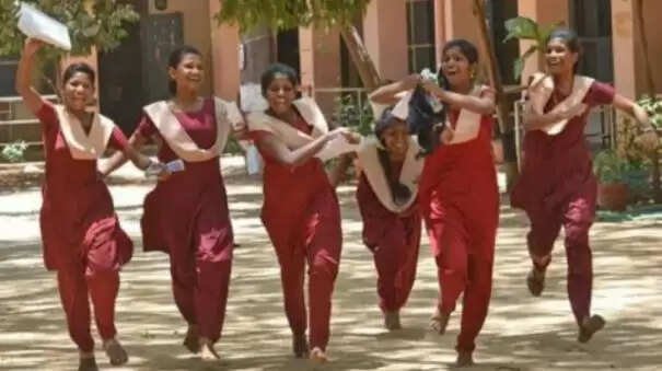 பள்ளி மாணவர்களுக்கு 4 நாட்கள் தொடர் விடுமுறை..!