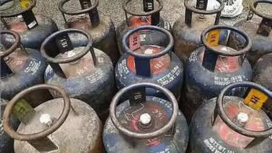 வணிக சிலிண்டர் விலை ரூ.66.50 அதிகரிப்பு..!!