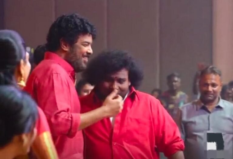 “தலைக்கனம் இல்லாத மாபெரும் மனிதர்….!”  மெய்சிலிர்க்க வைக்கும் வைரல் வீடியோ….!! 