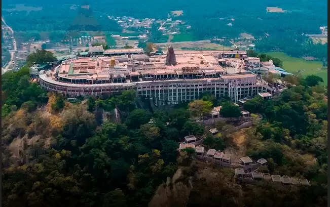 விஜயதசமி அன்று காலை 11 மணிக்கு மேல் பழனி கோயிலுக்குள் அனுமதி இல்லை