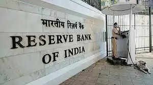 வங்கி கணக்கு வைத்திருப்பவர் இறந்தால் பணம் யாருக்கு? – RBI வழிகாட்டுதல்