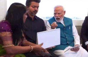 மெட்ரோ ரயிலில் பிரதமர் மோடி, முதல்வர் விஜய் ஒன்றாக இணைந்து பயணம்