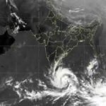 அதிர்ச்சி தகவல்! வங்கக்கடலில் உருவானது பயங்கரப் புயல்.. தமிழகத்தை மிரட்டப் போகும் கனமழை!