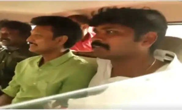 முன்னாள் திமுக அமைச்சர் அன்பில் மகேஷ் கைது