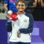 ஆசிய பாரா விளையாட்டு போட்டியில் 3 பதக்கம் வென்ற துளசிமதி முருகேசனுக்கு 1.25 கோடி ஊக்கத்தொகை – முதலமைச்சர் விஜய் அறிவிப்பு!