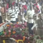 அரசு மரியாதையுடன் நடிகர் நானா படேகர் உடல் தகனம்!