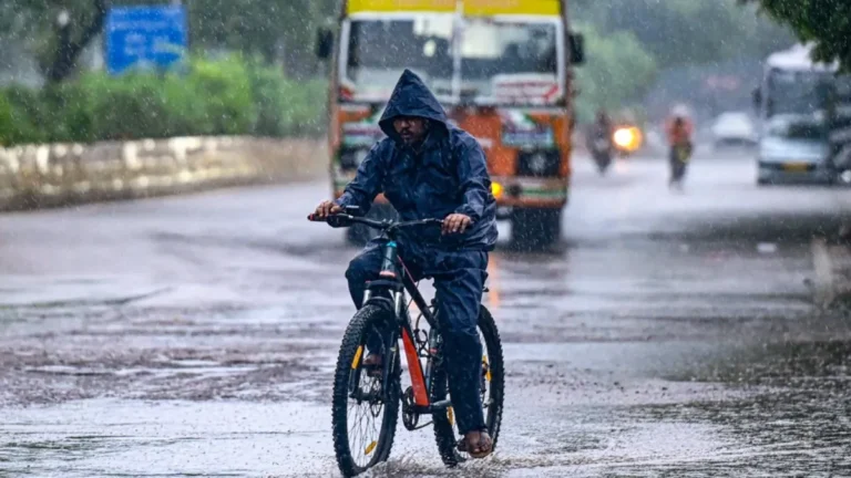 நவம்பர் 2-ல் ஆந்திரா அருகே நெருங்கும் புயல்… தமிழகத்திலும் கனமழைக்கு வாய்ப்பு!